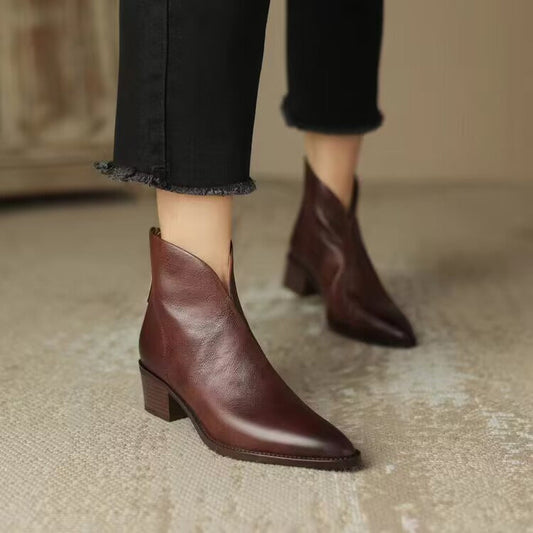 Marisol - Elegant Pointy Boots